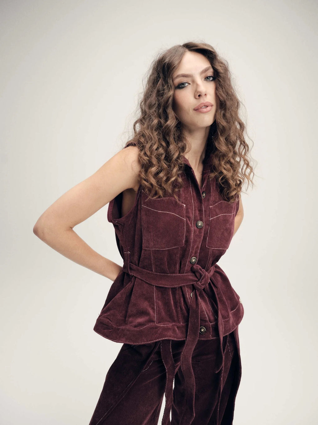 zaharian jacket transformable chaleco y chaqueta diseño contemporáneo