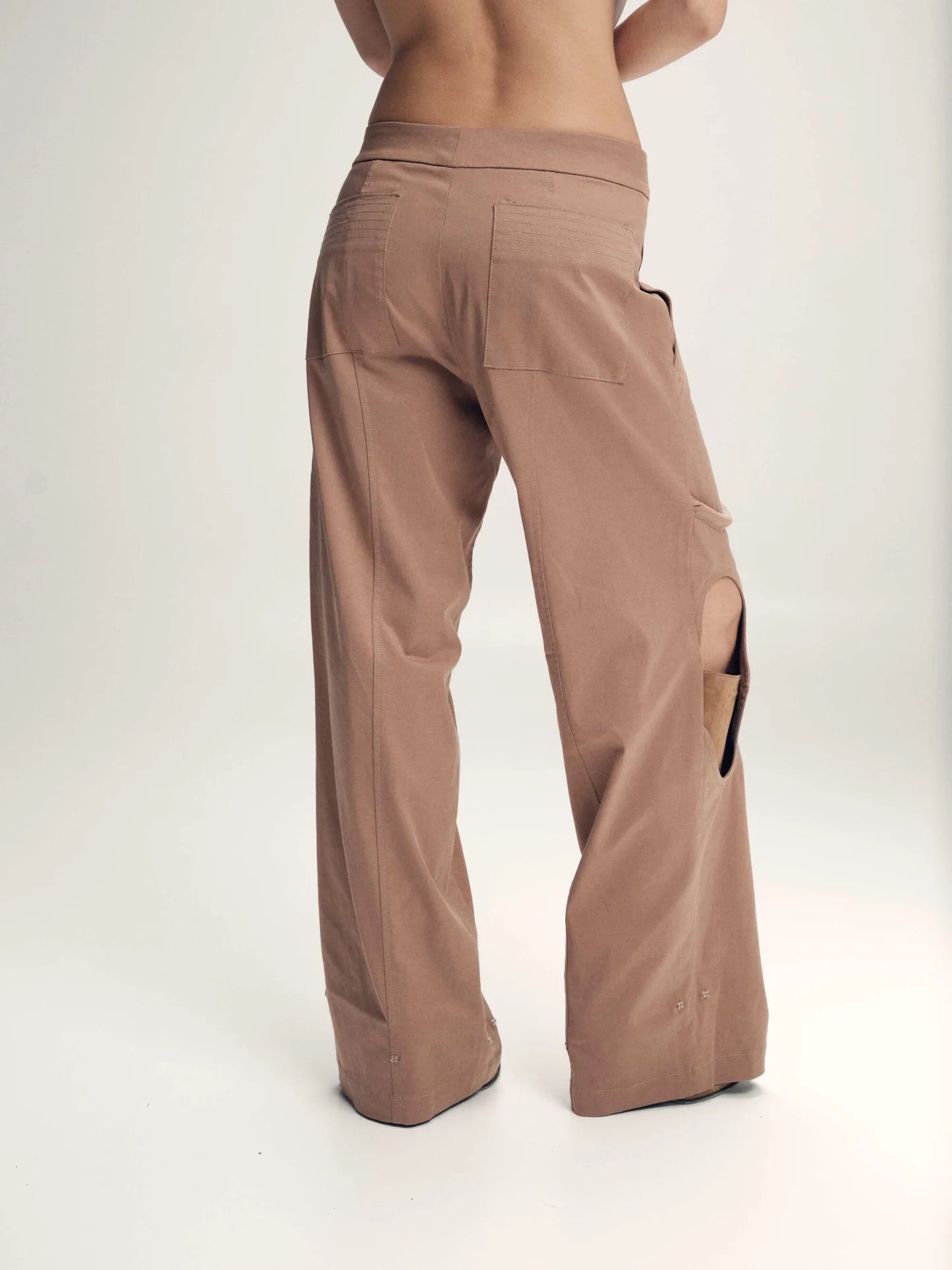 PANT FERALIA