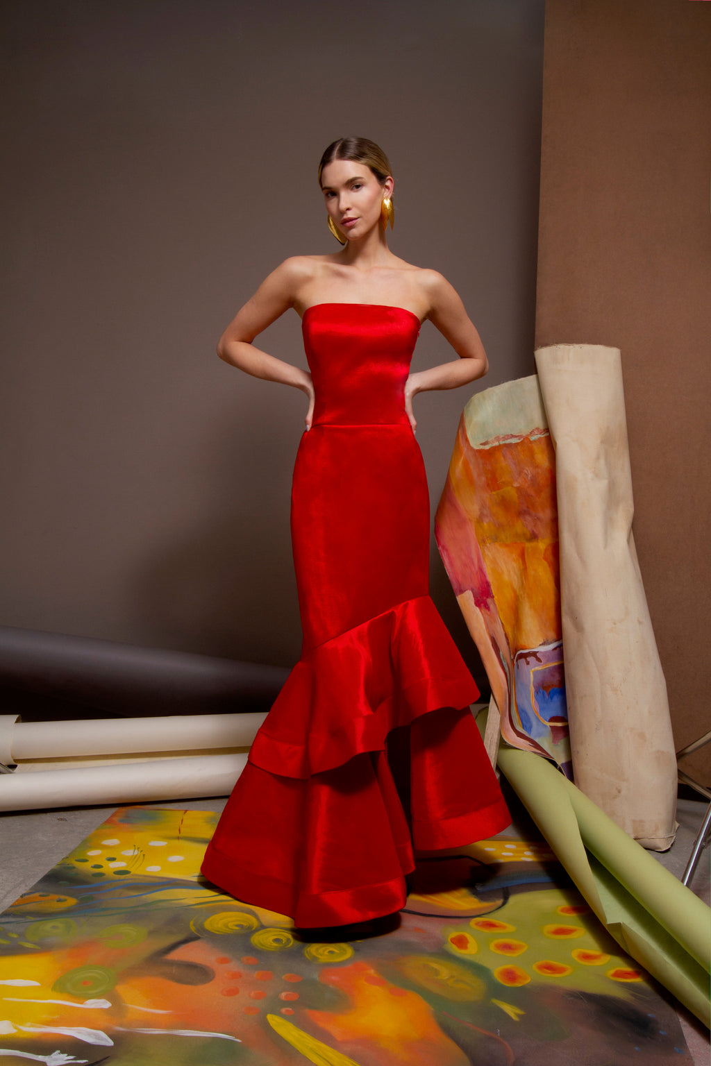 Vestido de ocasión especial en color rojo intenso