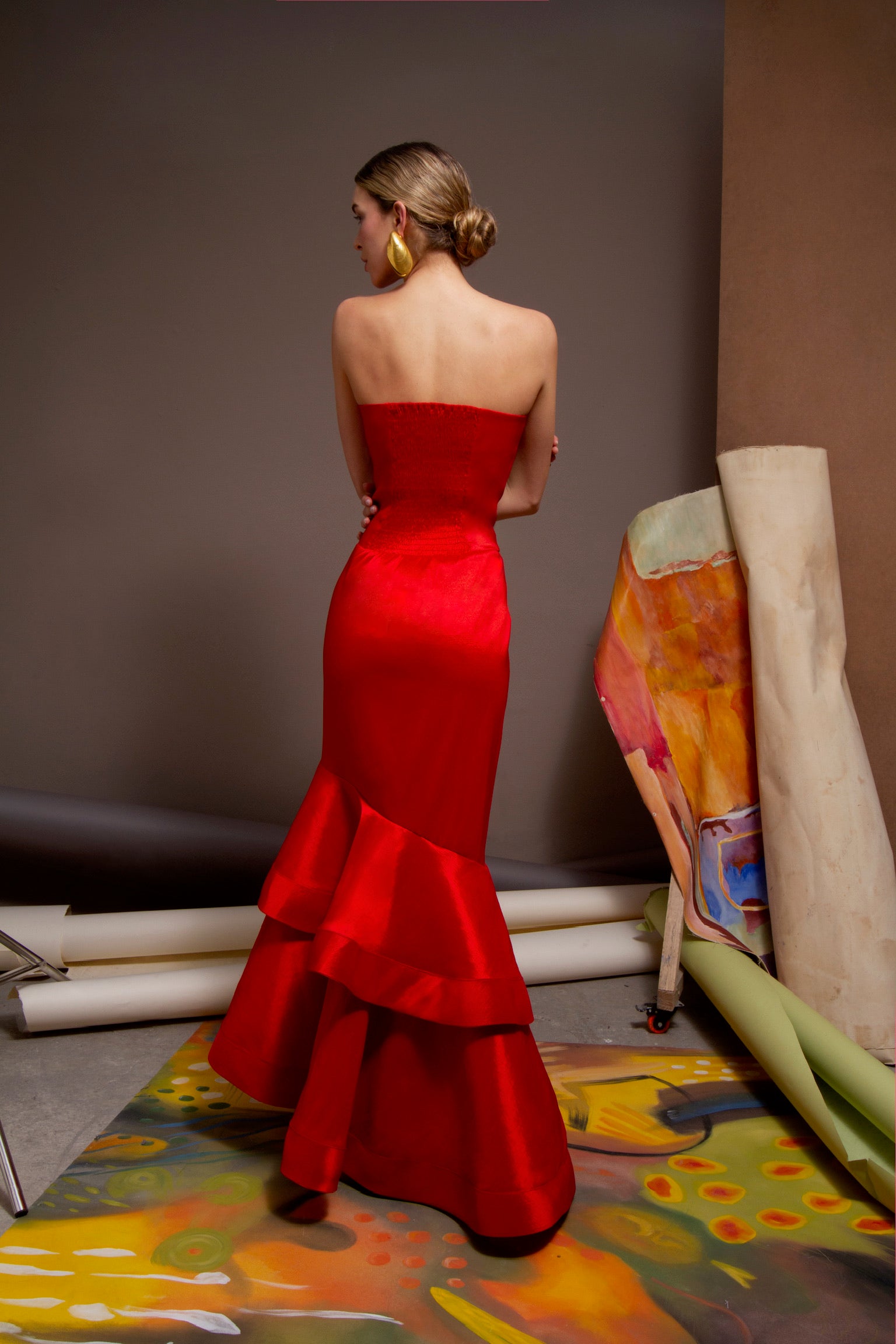 Vestido Serna con espalda encauchada y diseño sofisticado